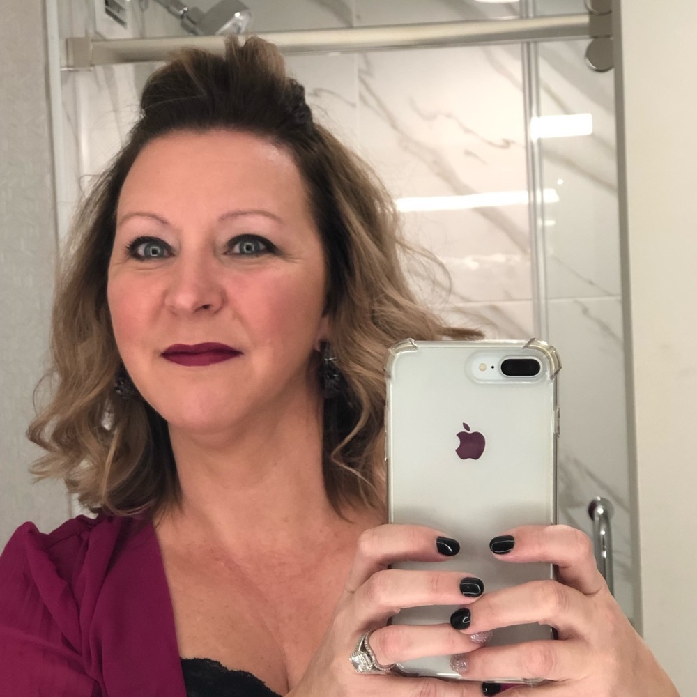 Meet your Posher, Jeanne